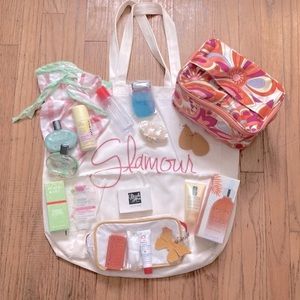 TRAVEL GIFT BAG SET 🏝️